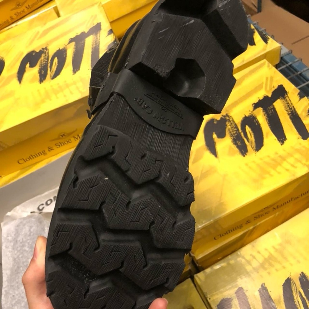 BNIB Yellow Cab NYC Steel Toe Rubber boots, Various sizes! - Picture 3 of 4